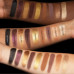 Палетка тіней для очей Huda Beauty Empowered, 18 відтінків Палетка тіней для очей Huda Beauty Empowered, 18 відтінків