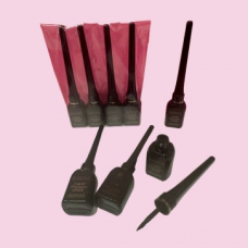 Водостійка матова підводка для очей Eveline Liquid Precision liner 2000